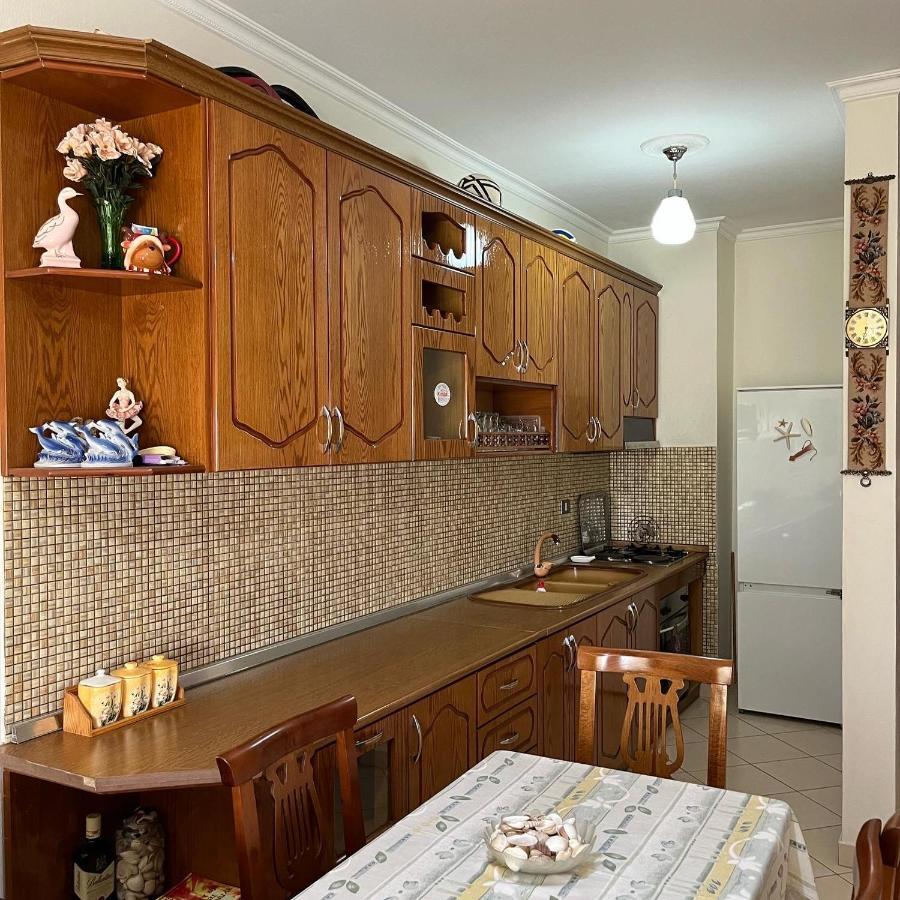 Sea View Apartment فلورا المظهر الخارجي الصورة