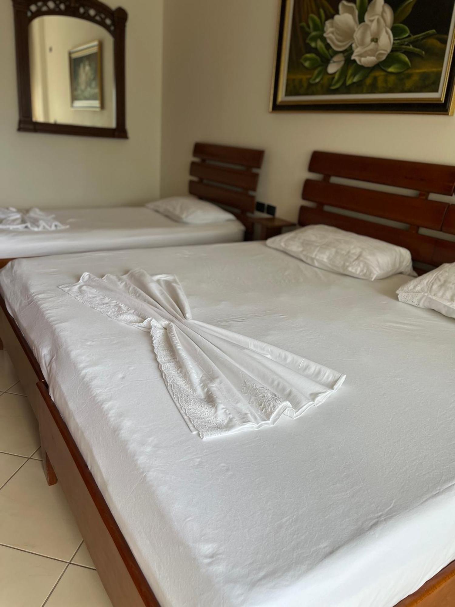 Sea View Apartment فلورا المظهر الخارجي الصورة