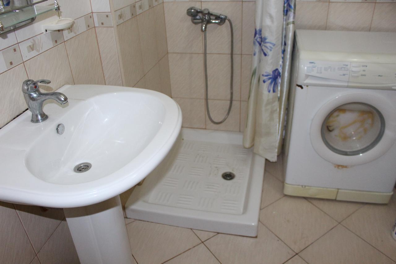 Sea View Apartment فلورا المظهر الخارجي الصورة